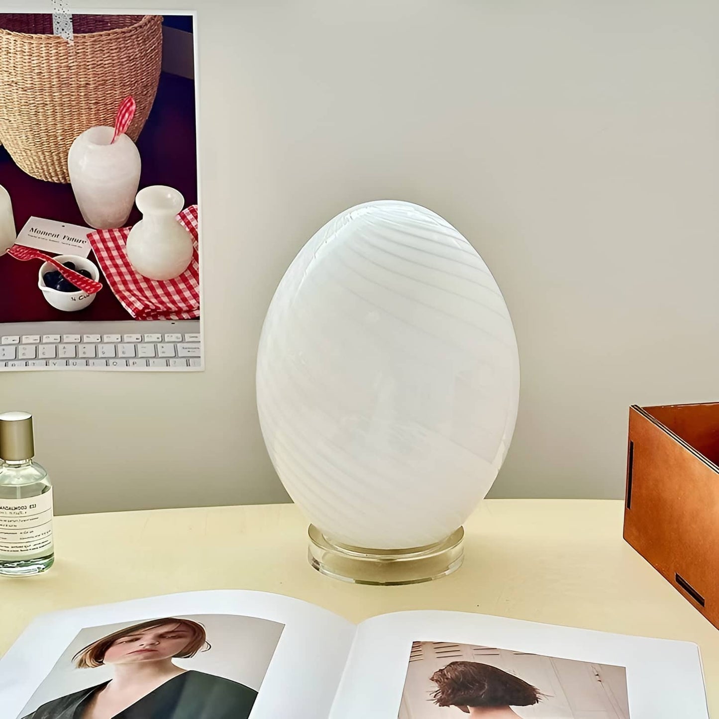 Art Deco Swirl Glass Egg Table Lamp