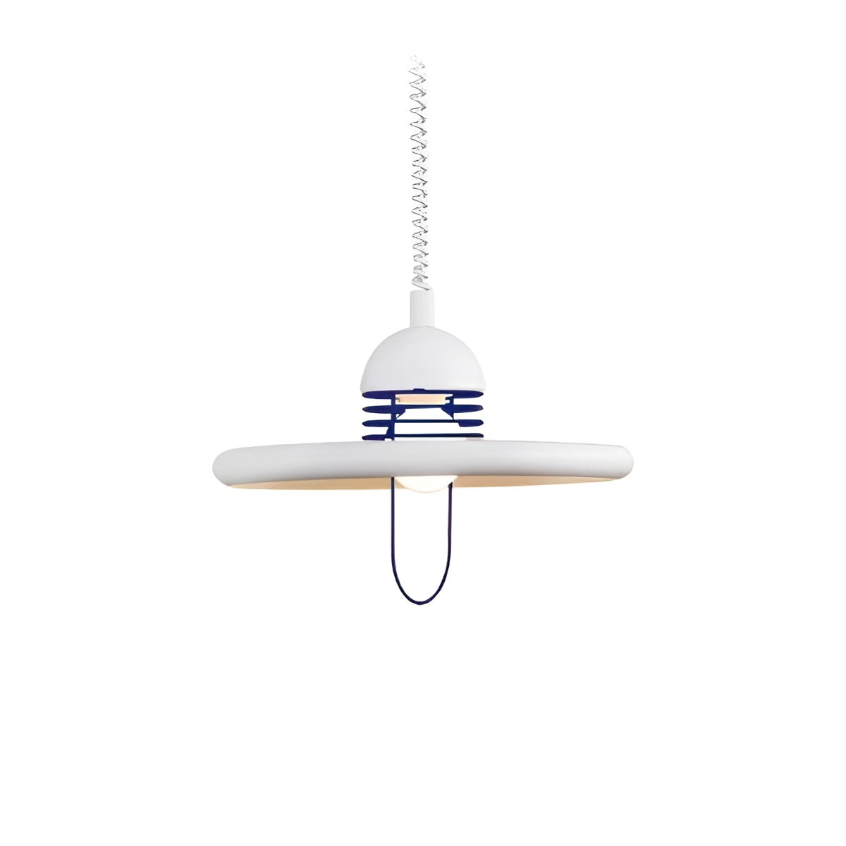Höhenverstellbare Pendelleuchte im Bauhaus-UFO-Stil