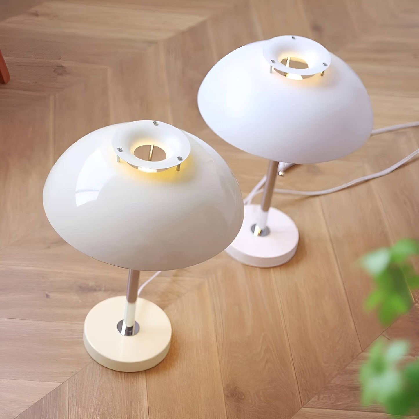 Bauhaus Industrial UFO Metal Table Lamp