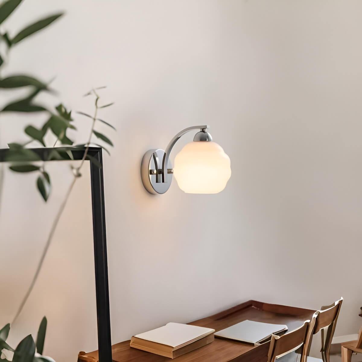 Cloud Style Globe Bauhaus Wall Light