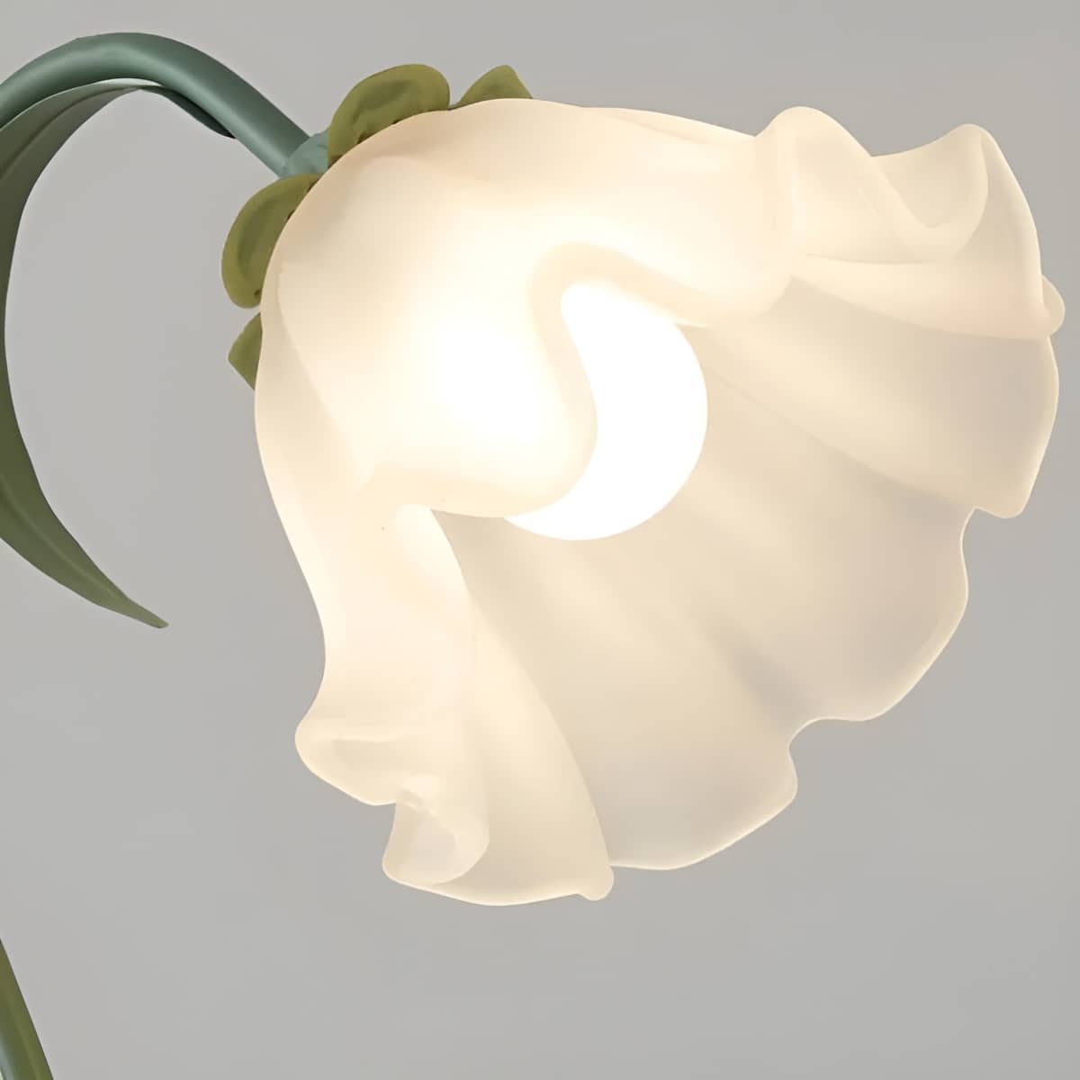 French Tiffany Flower Table Light