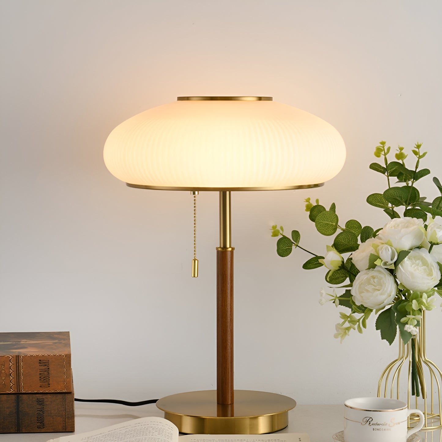 French Style Matsutake Glass Table Lamp