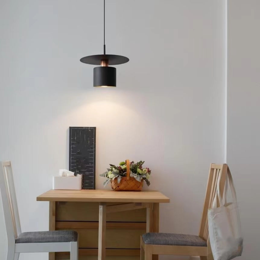 Italian Modern Minimalist Iron Pendant Lamp
