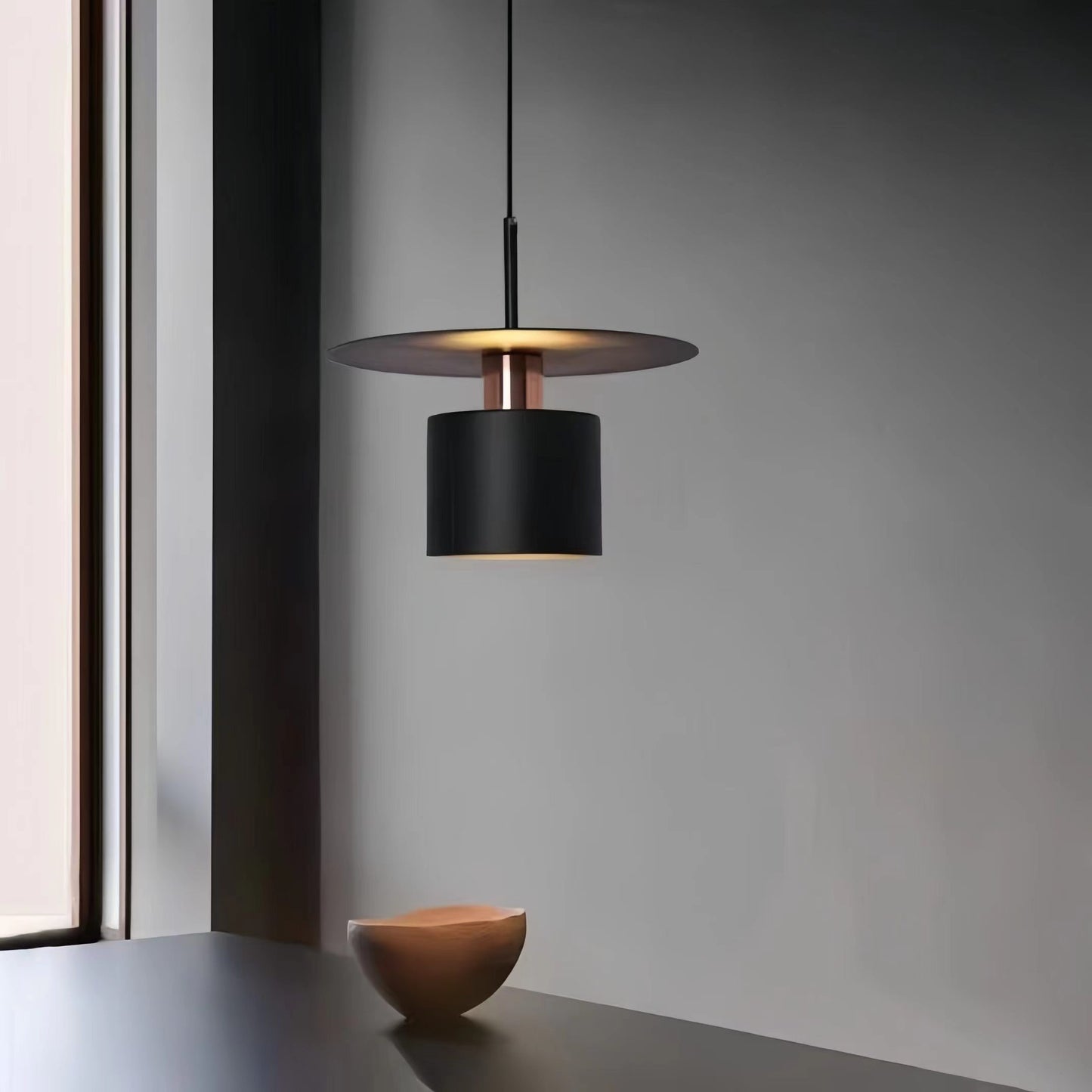 Italian Modern Minimalist Iron Pendant Lamp