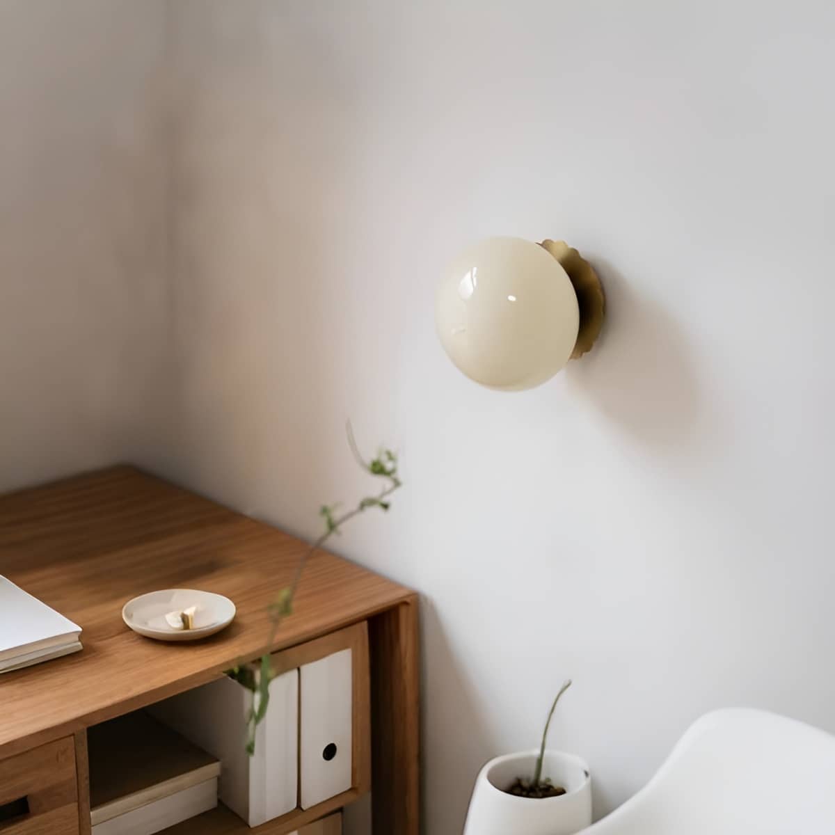 Modern Bauhaus Simple Wall Light with Glass Shade