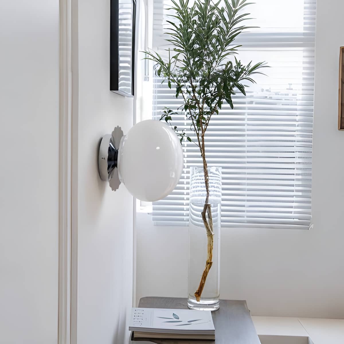 Modern Bauhaus Simple Wall Light with Glass Shade
