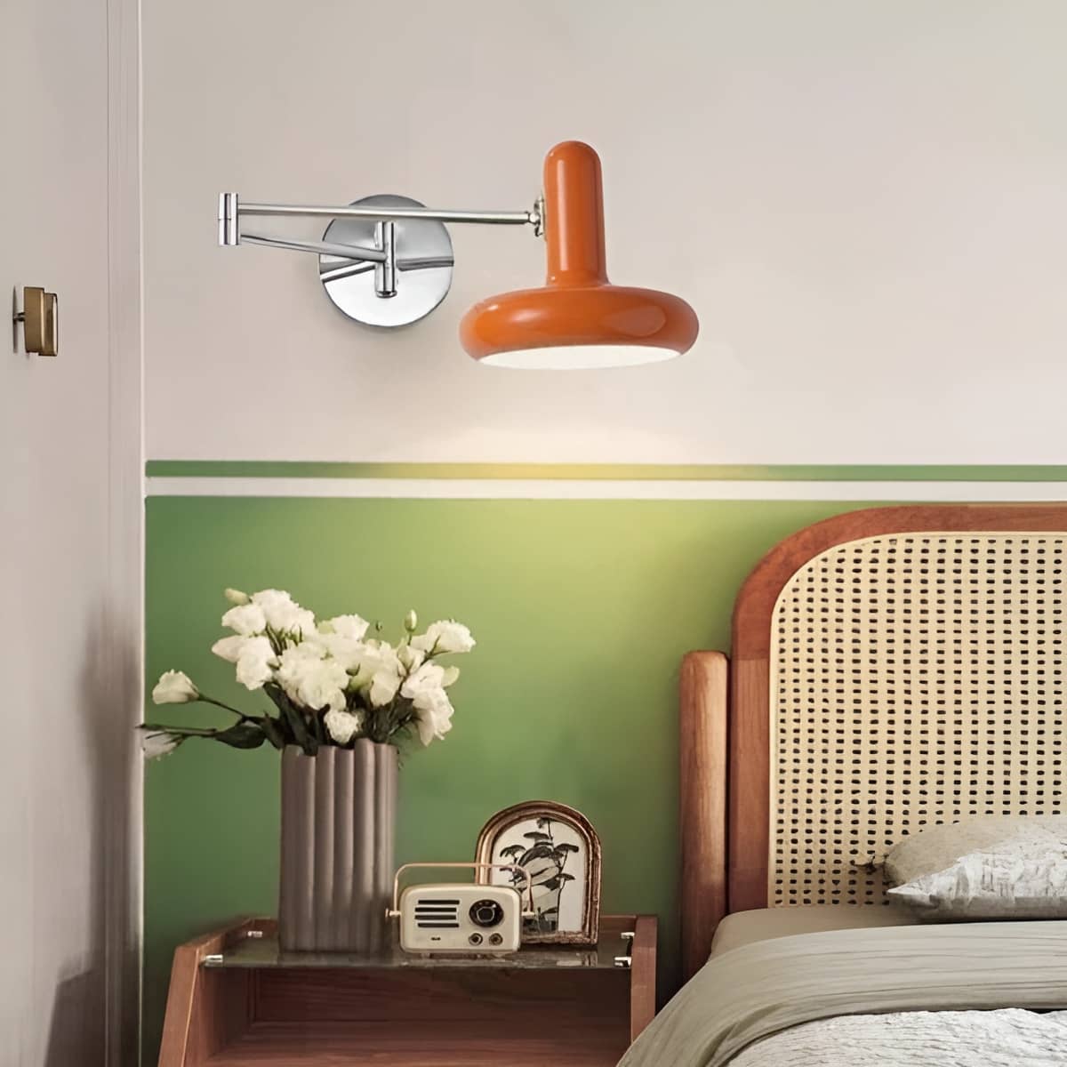 Modern Bedside Reading Wall Light with Extendable Arm