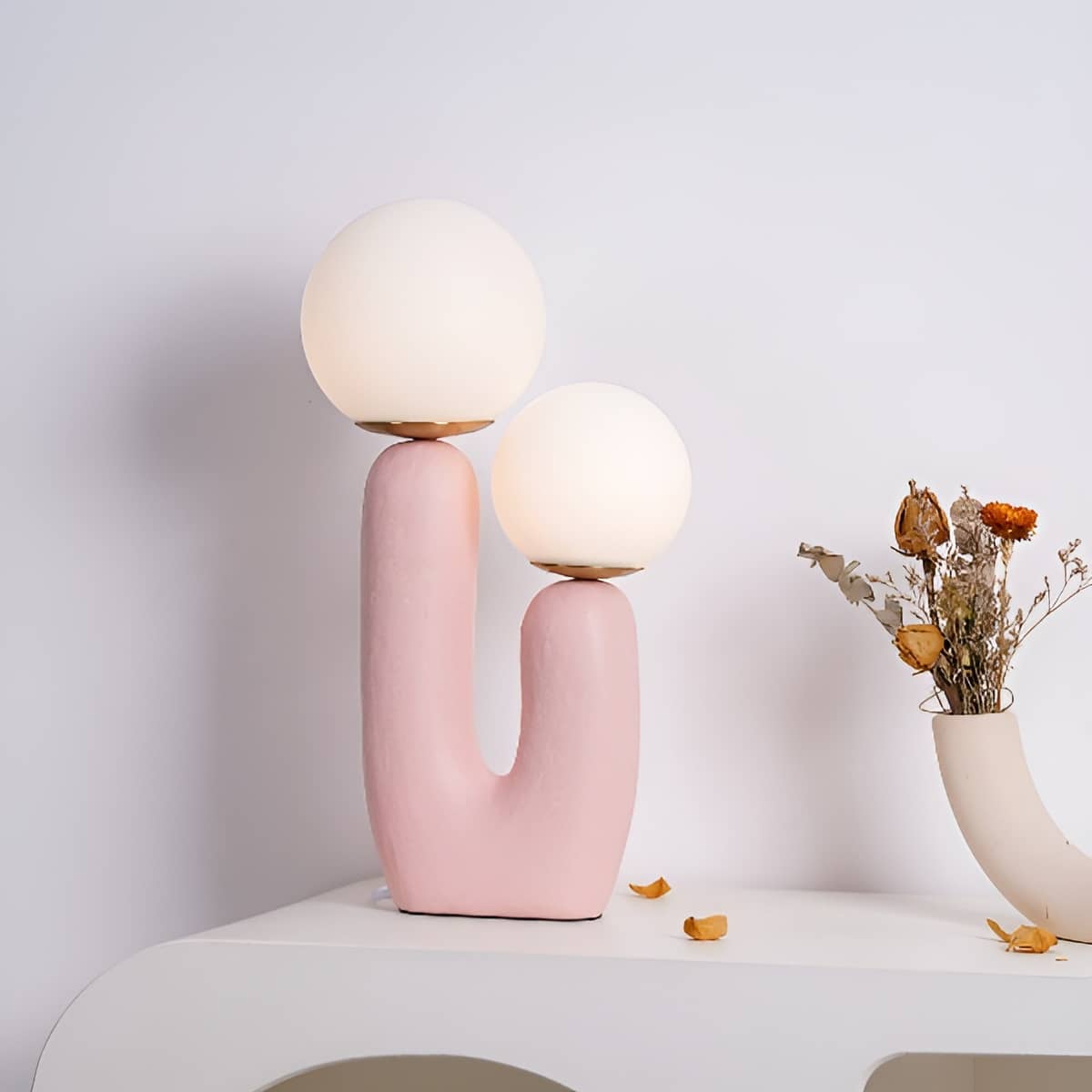 Modern Oo Rough Resin Table Lamp