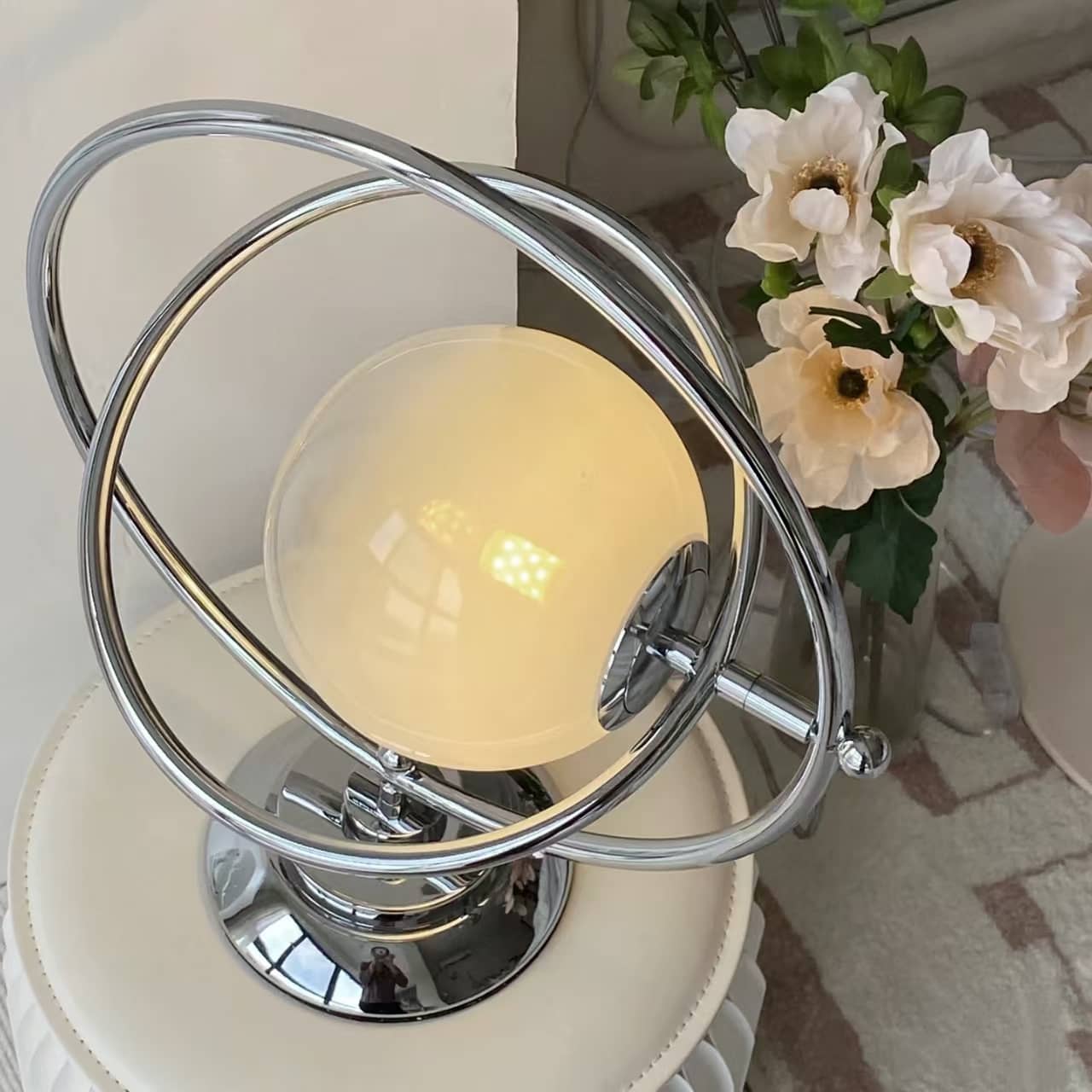 Modern Rotating Glass Globe Table Lamp