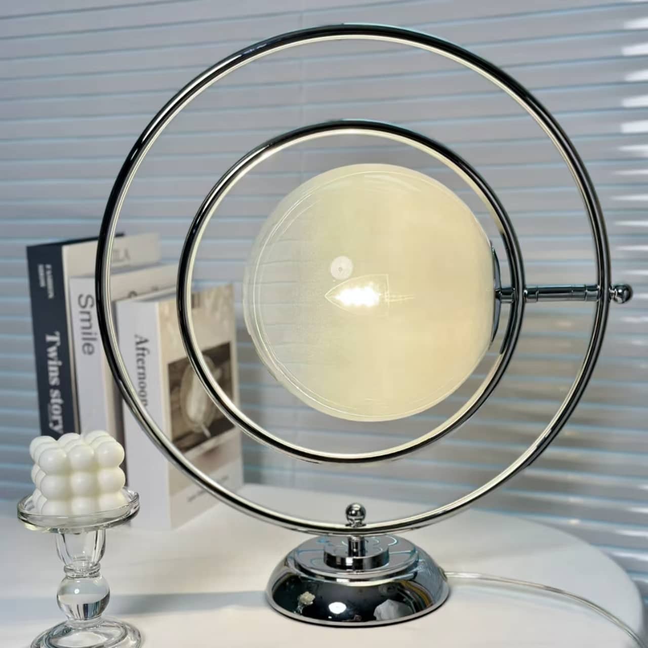 Modern Rotating Glass Globe Table Lamp
