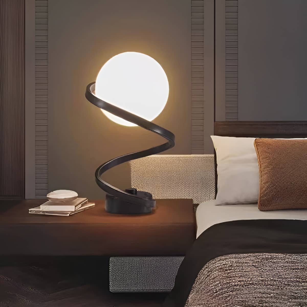 Modern Spiral Glass Ball Table Lamp
