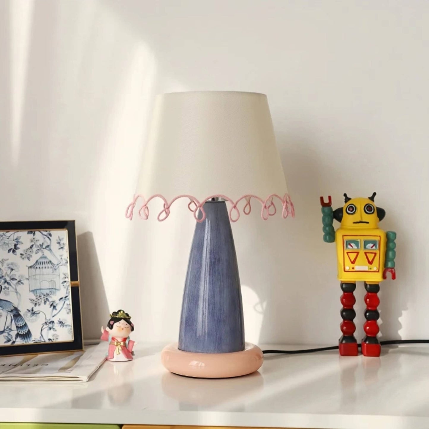 Nordic Dreamy Cream Cloth Table Lamp