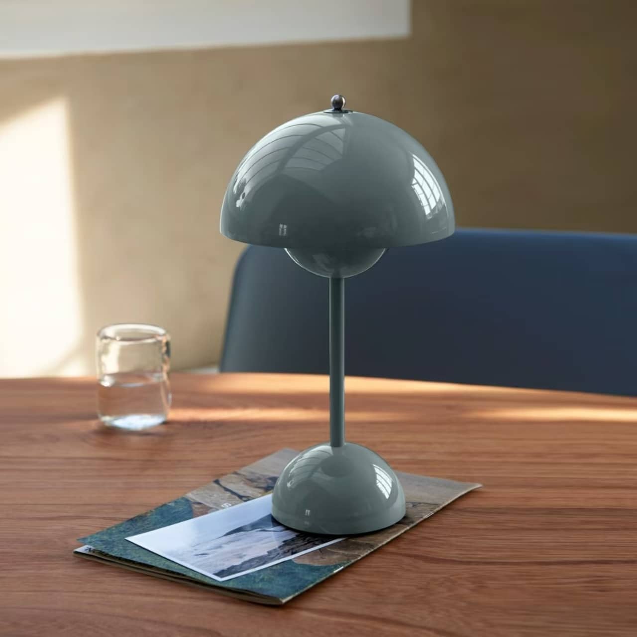 Scandinavian Flowerpot VP9 Rechargeable Table Lamp