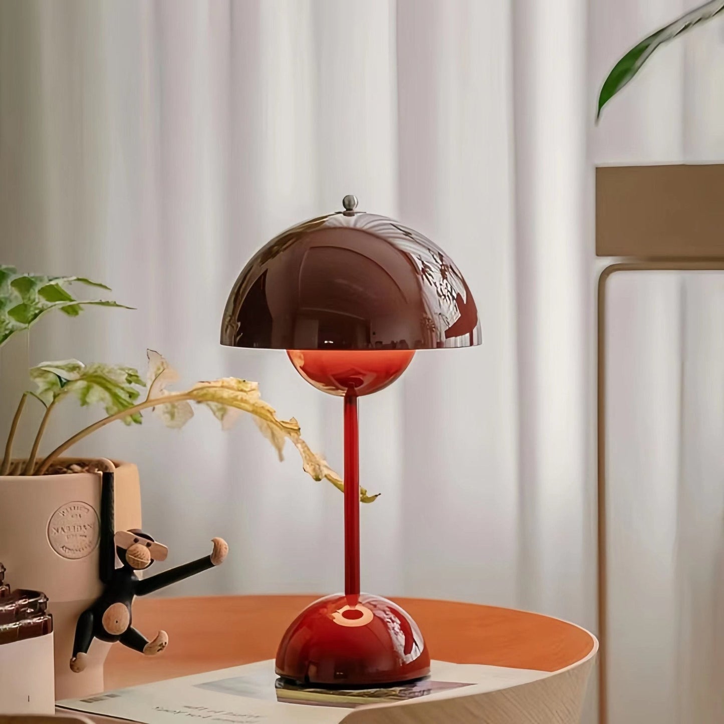 Scandinavian Flowerpot VP9 Rechargeable Table Lamp
