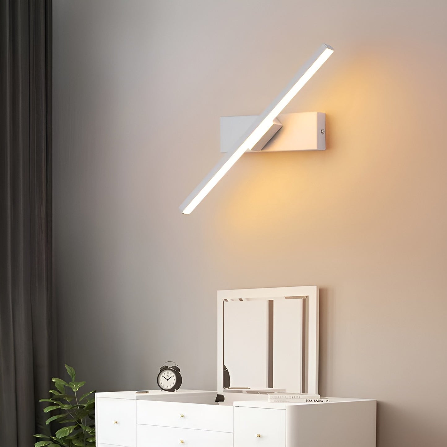 Nordic Rotatable Wall Light