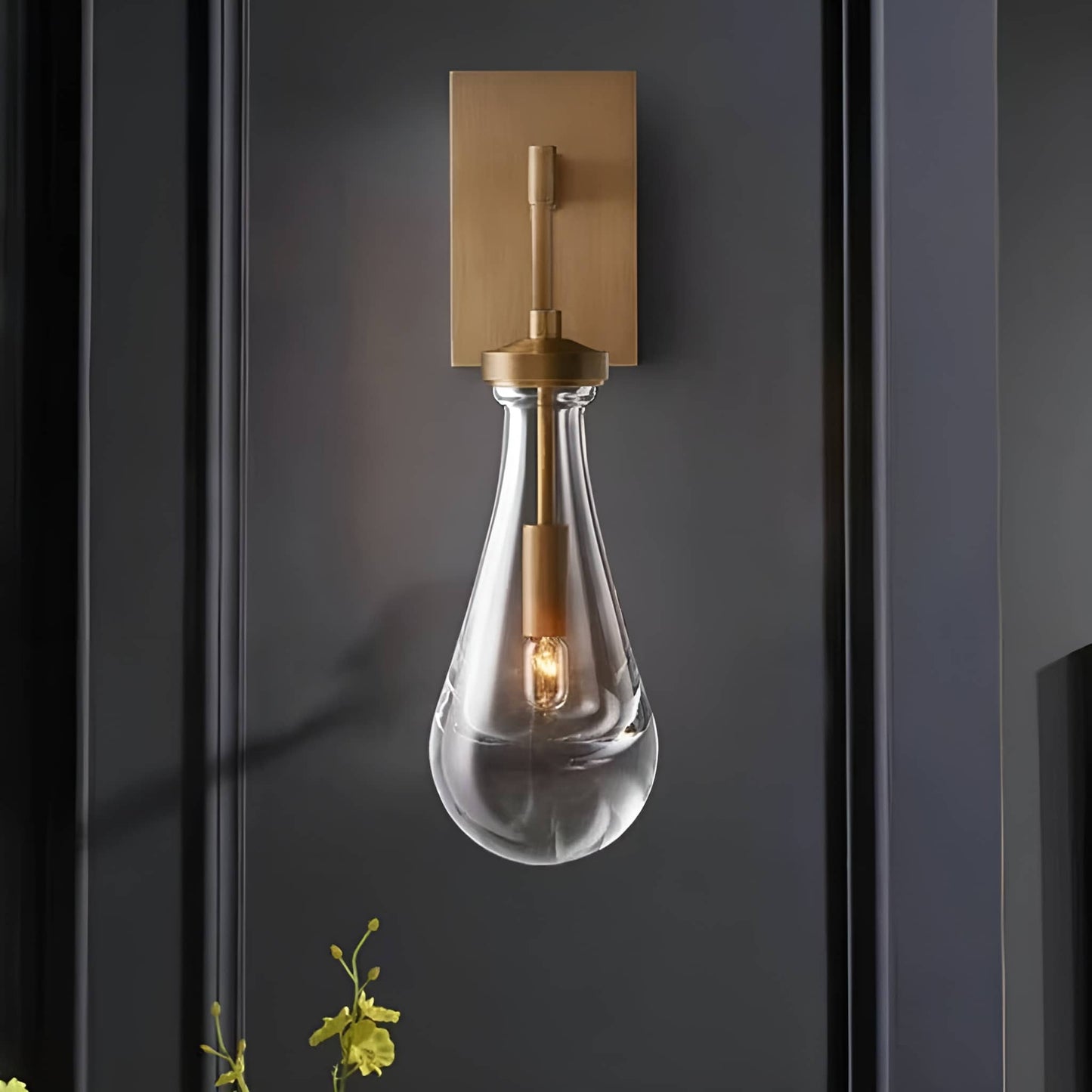 Raindrop Crystal Vintage Brass Wall Lamp