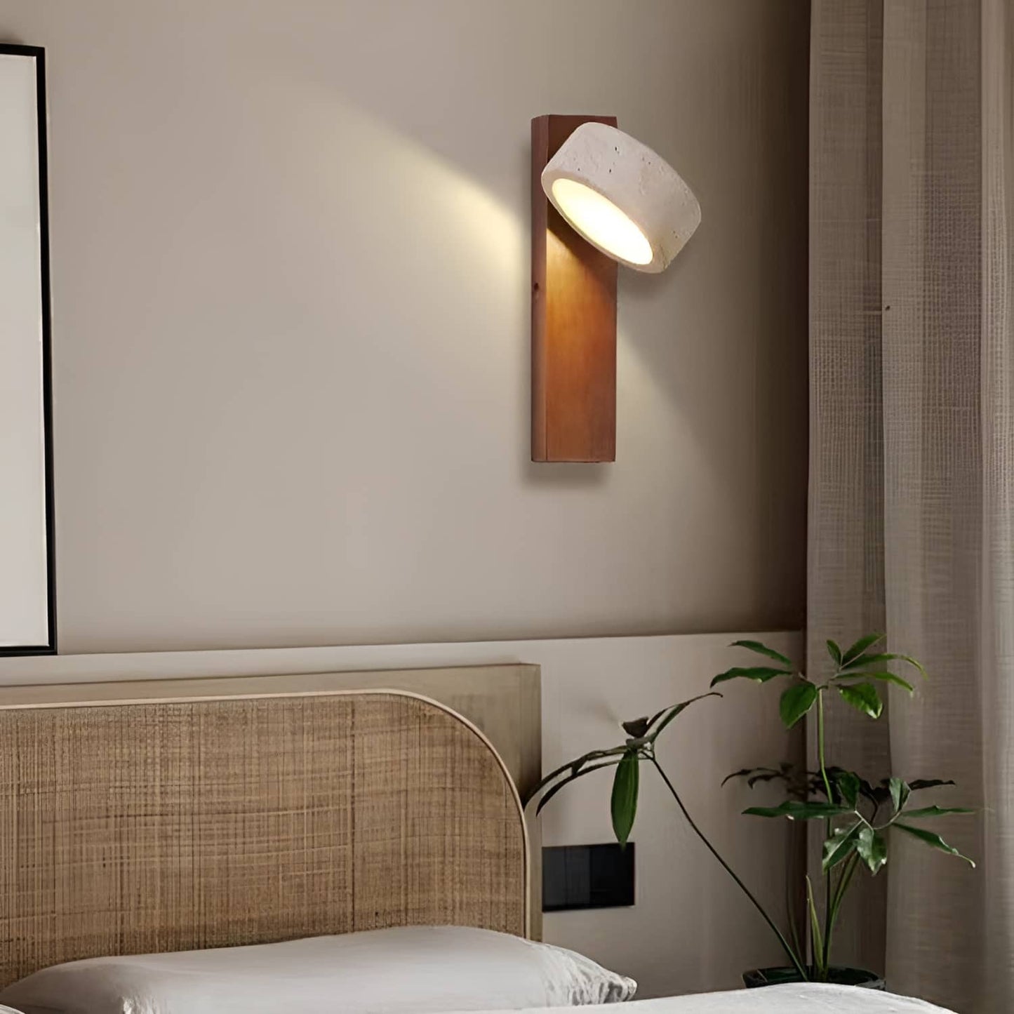 Retro Rotatable Natural Wooden Wall Light