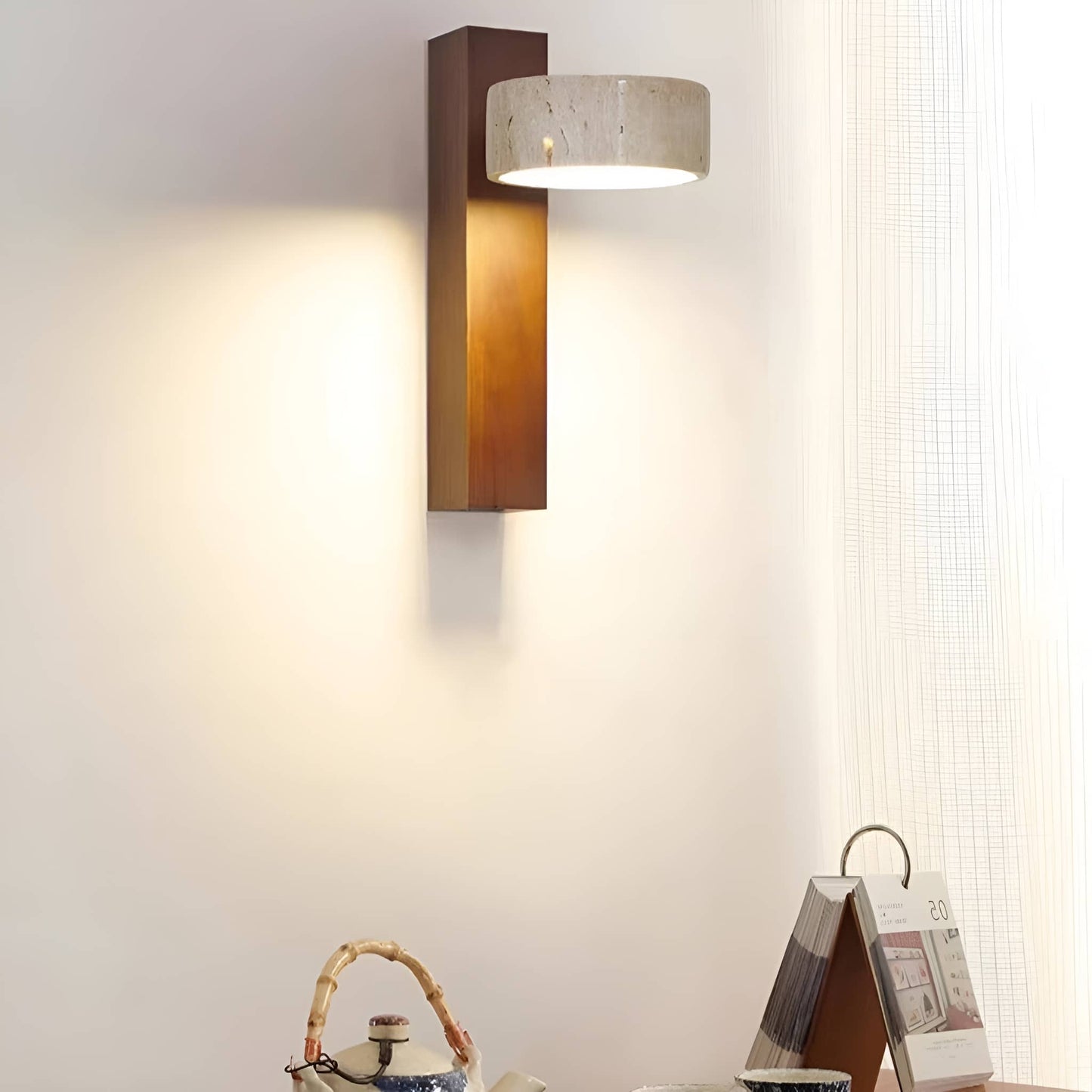 Retro Rotatable Natural Wooden Wall Sconce