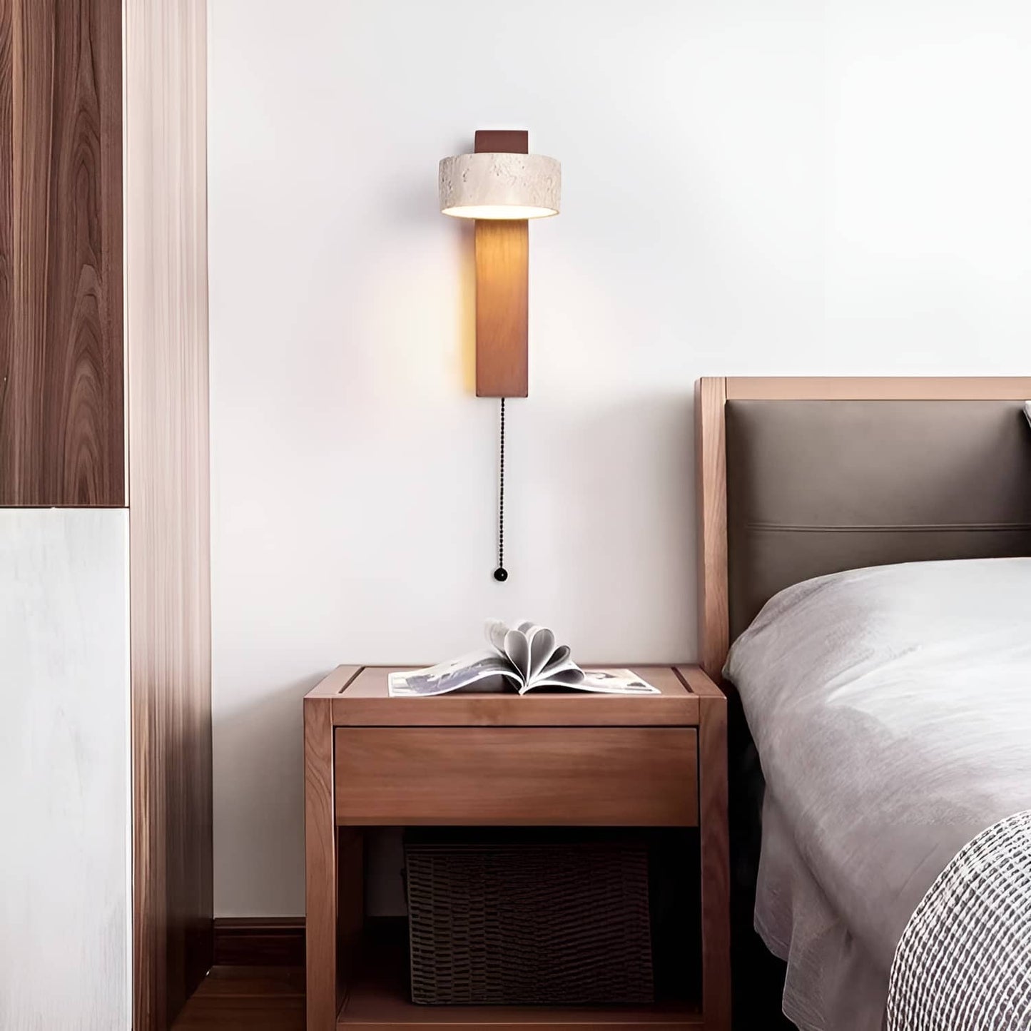 Retro Rotatable Natural Wooden Wall Sconce