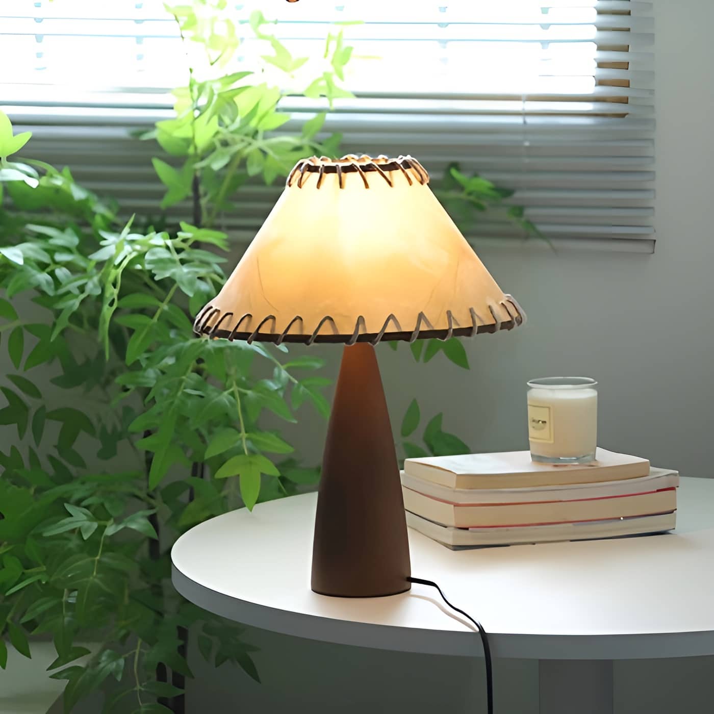 Retro Decorative Walnut Wooden Table Lamp