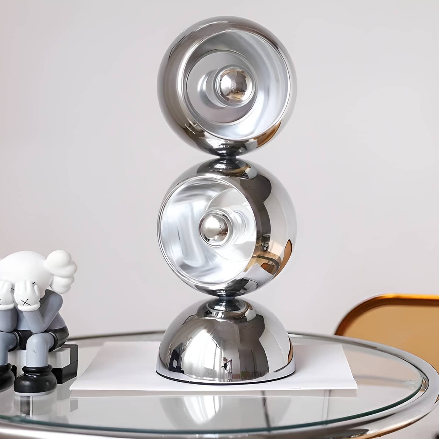 Space Age Eyeball Silver Metal Table Lamp