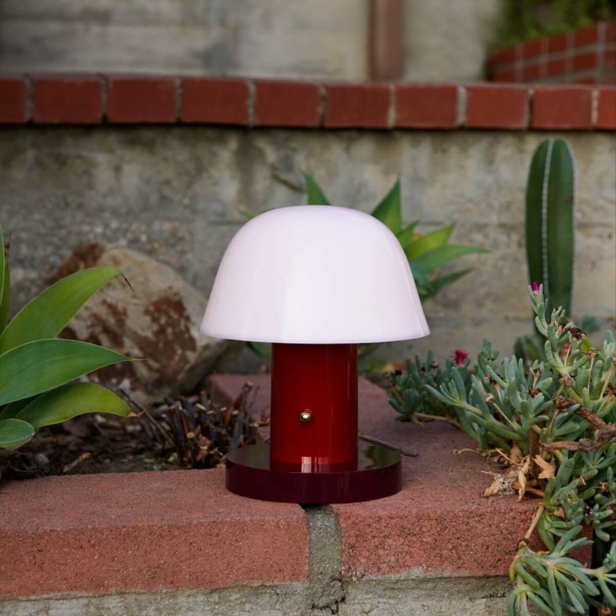 Bauhaus Influenced Setago Modern LED Cordless Table Lamp