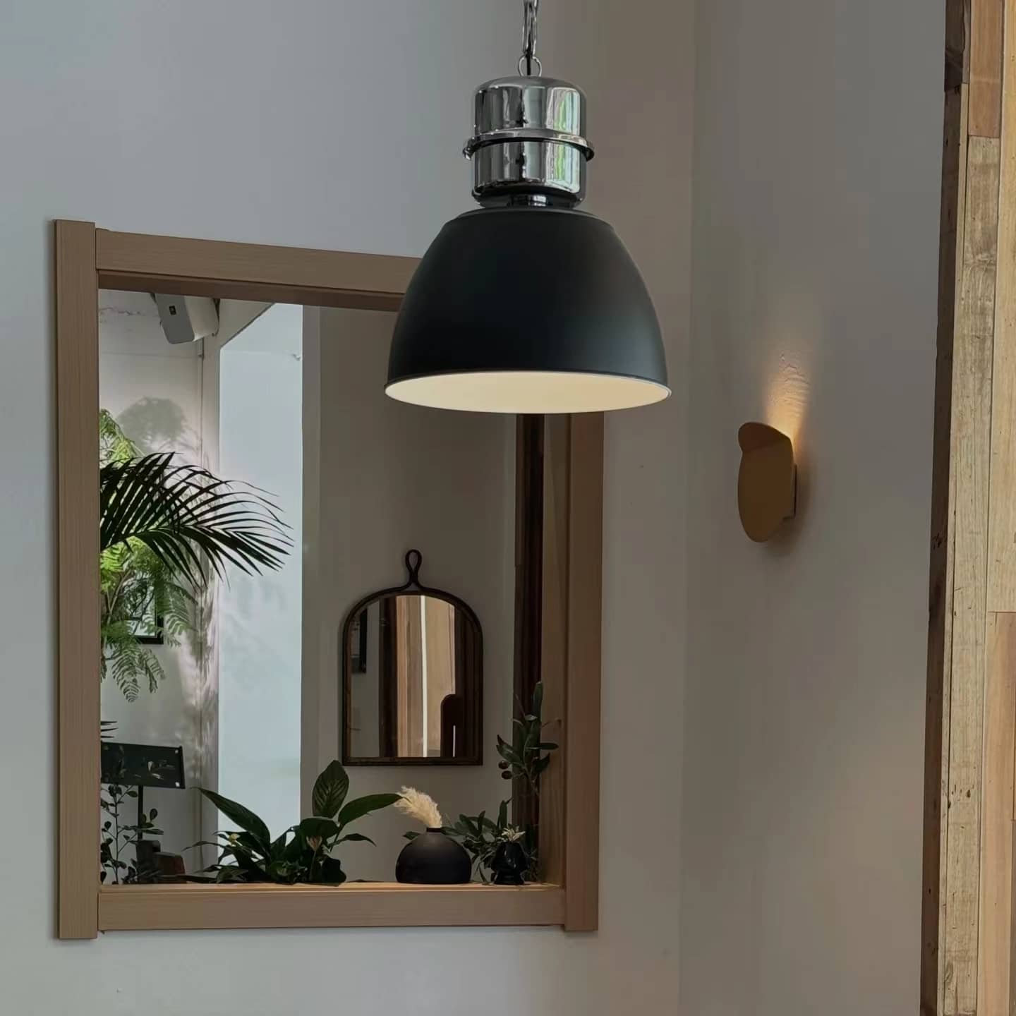 Bauhaus Industrial Bell Metal Pendant Light