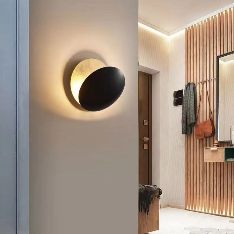 Creative Design Lunar Eclipse Brass Wall Light