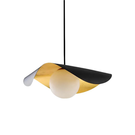 Creative Nordic Style Metal Living Room Pendant Light