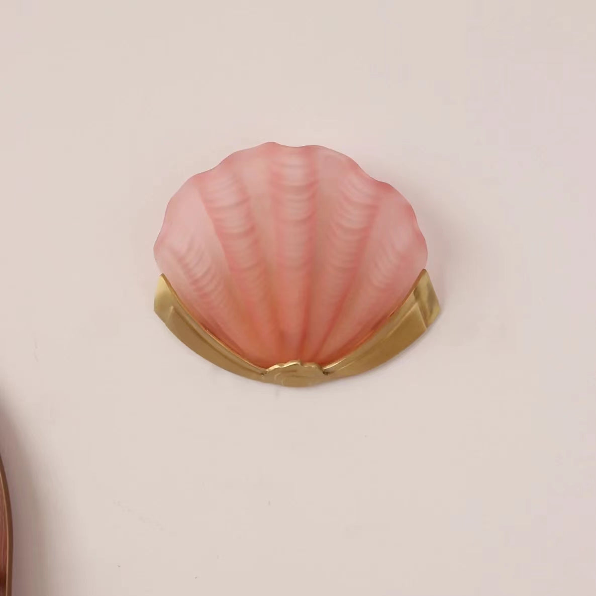 Creative Design Glass Shell Wall Sconce