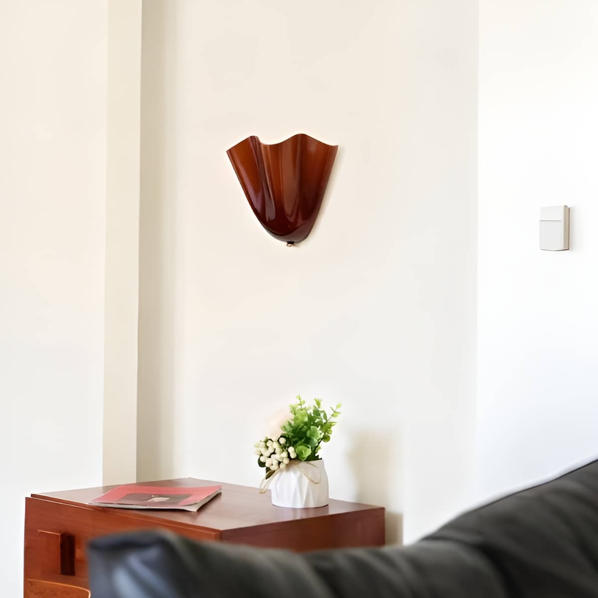 Curved Petal Retro Glass Wall Light for Hallway