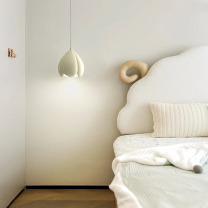 French Design Flower Bud Bedroom Pendant Light