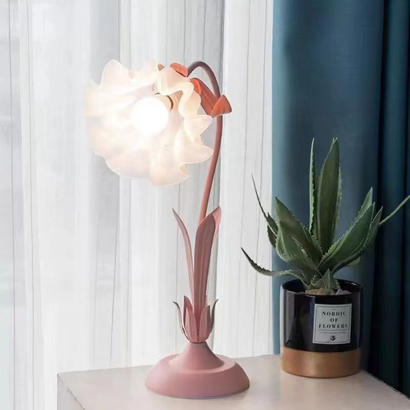 French Tiffany Flower Table Lamp