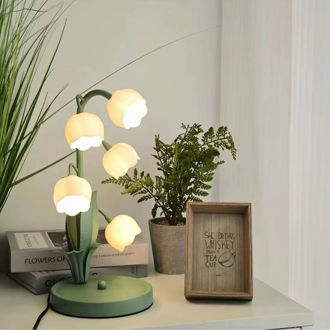 Lily Of The Valley Art Deco Table Lamp