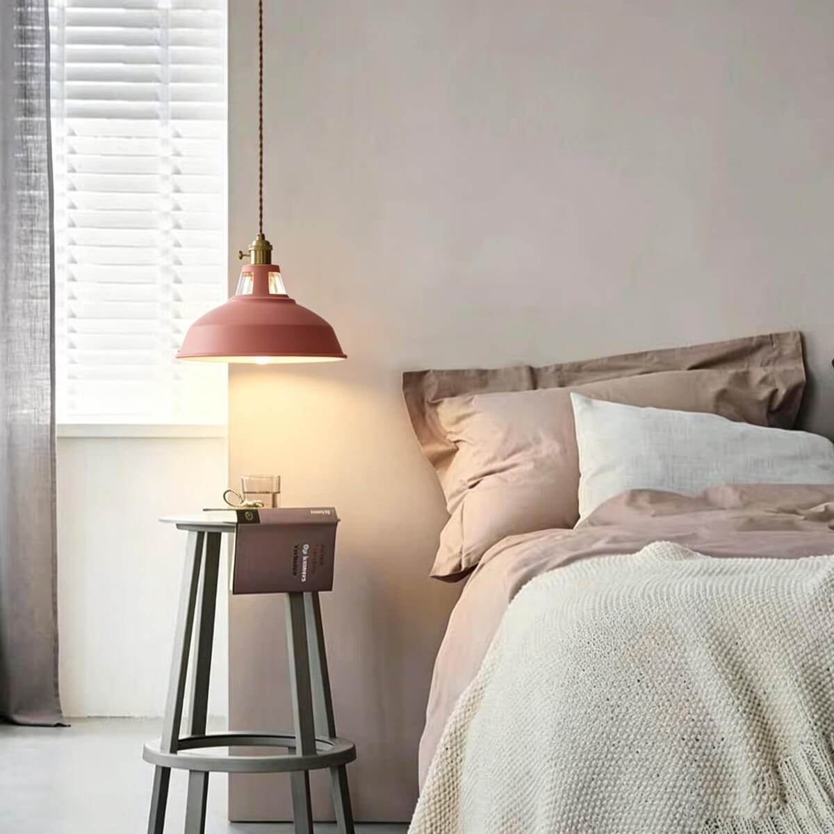Macaron Color Metal Scandi Industrial Pendant Light for Dining Area