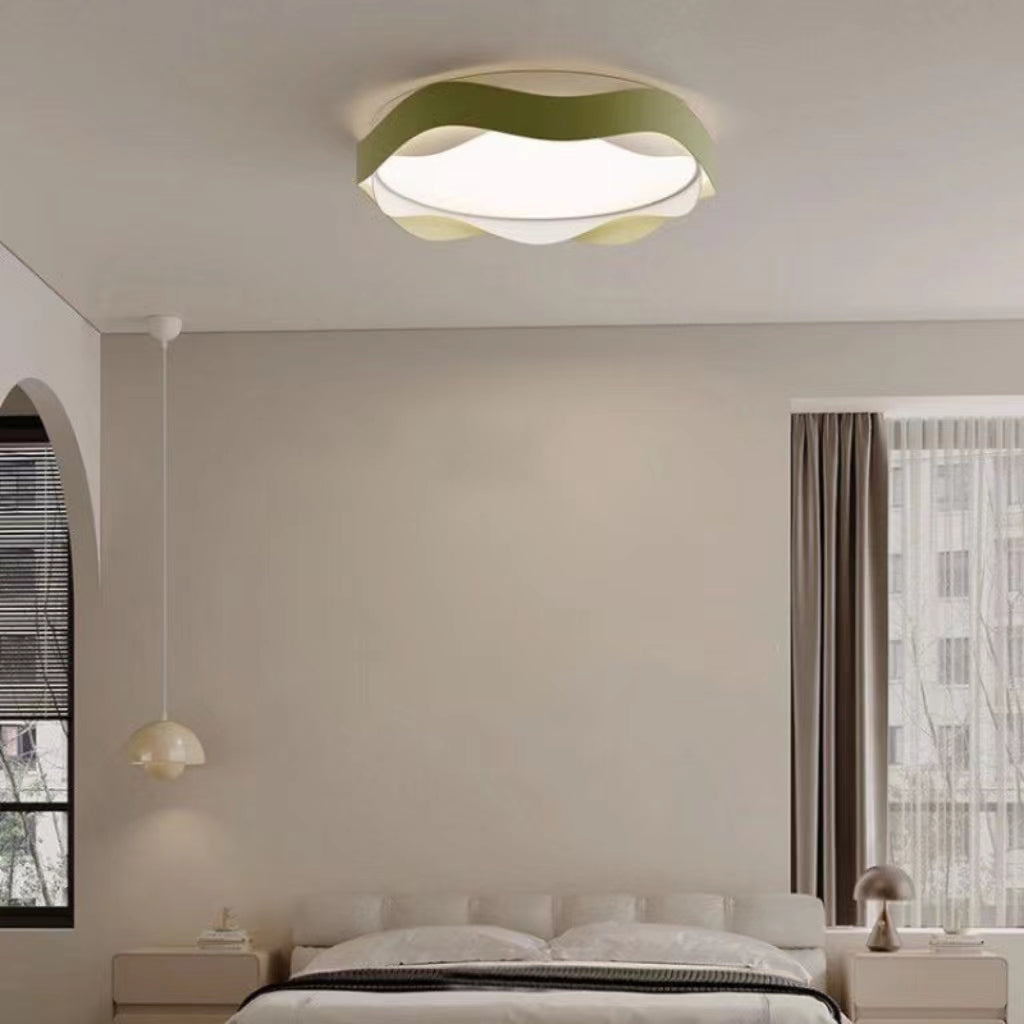 Macaron Style Wavy Edge Flush Mount Ceiling Lamp