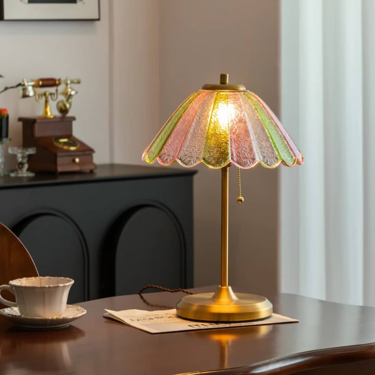 Mid Century Modern Decorative Stained Glass Table Lamp