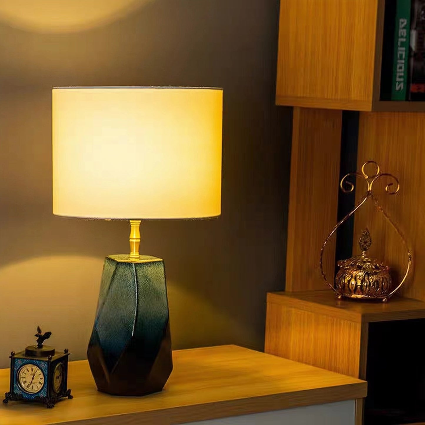 Modern Art Deco Ceramal Table Lamp