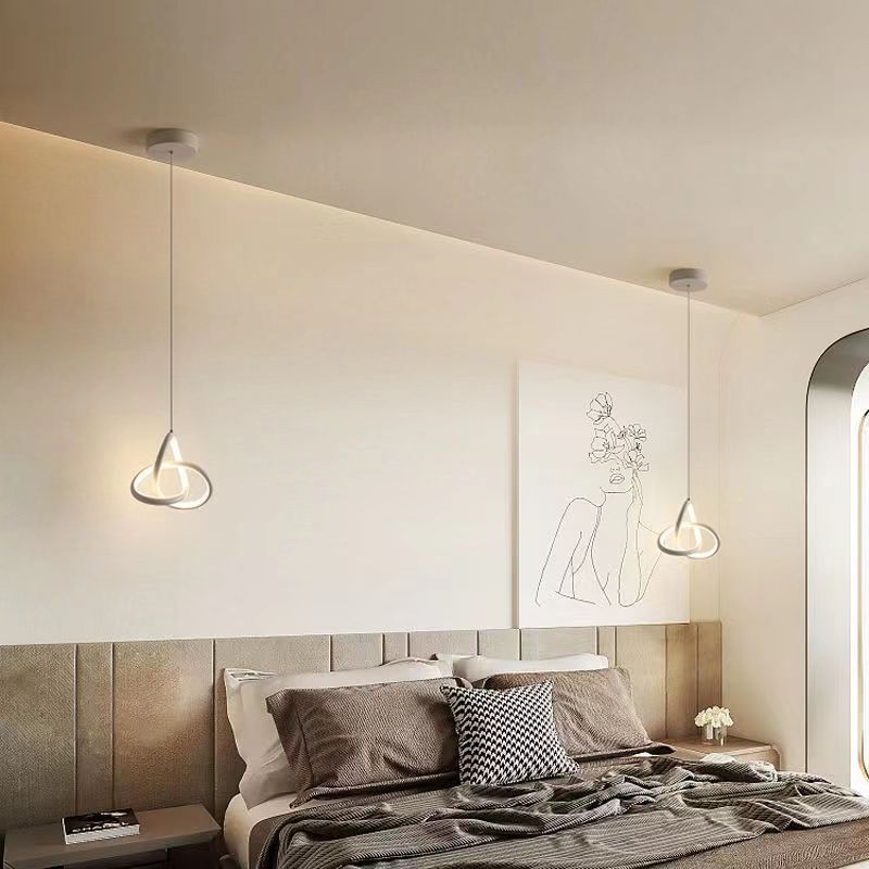 Modern Creative Ring Metal Pendant Lamp