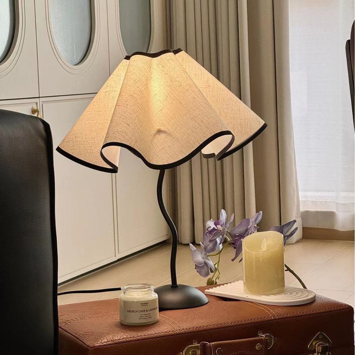 Modern Fabric Art Deco Bedside Table Lamp