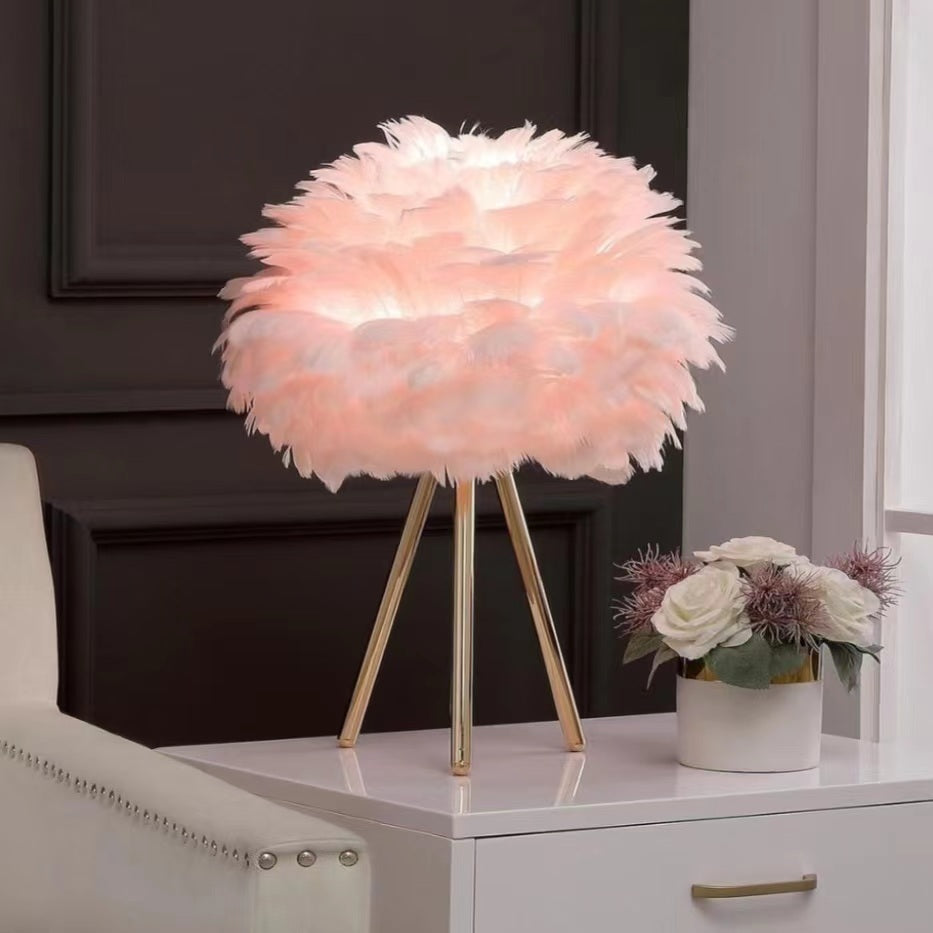 Modern Feather Art Deco Table Lamp