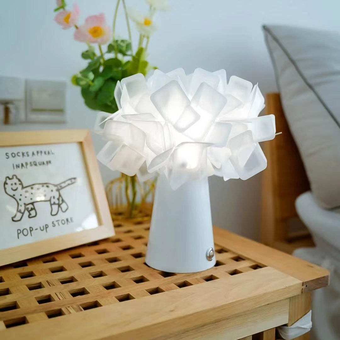 Modern Flower Art Deco Rechargeable Table Lamp