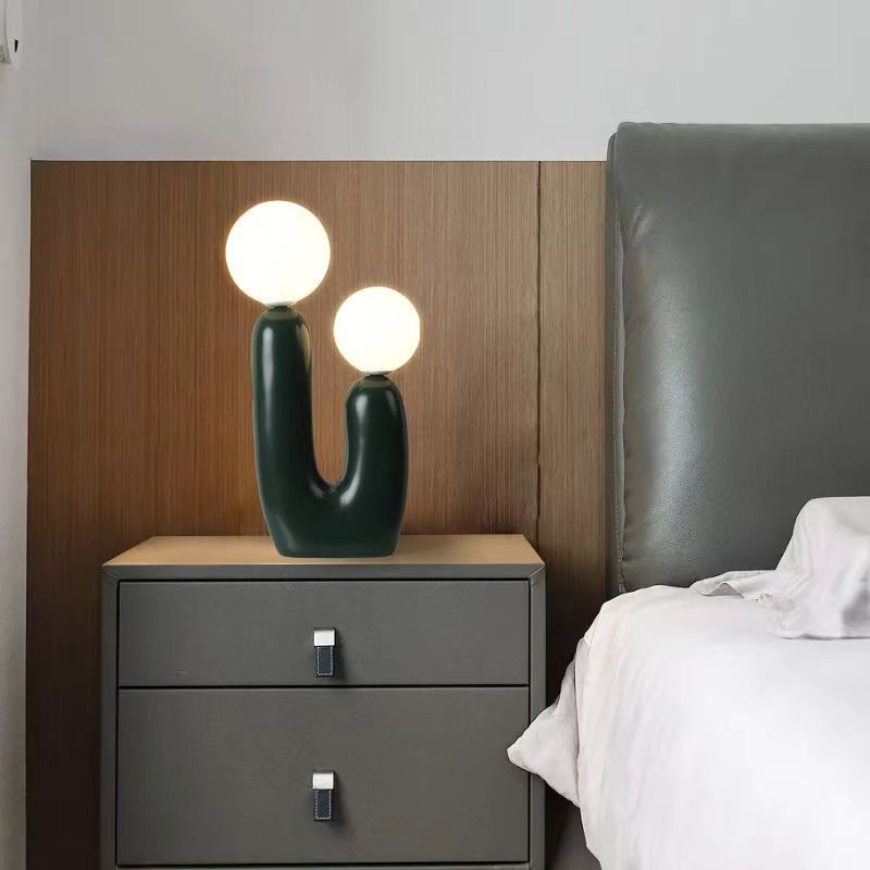 Modern Oo Rough Resin Table Lamp