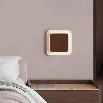 Nordic Geometric Rotatable Minimalist Wall Sconce