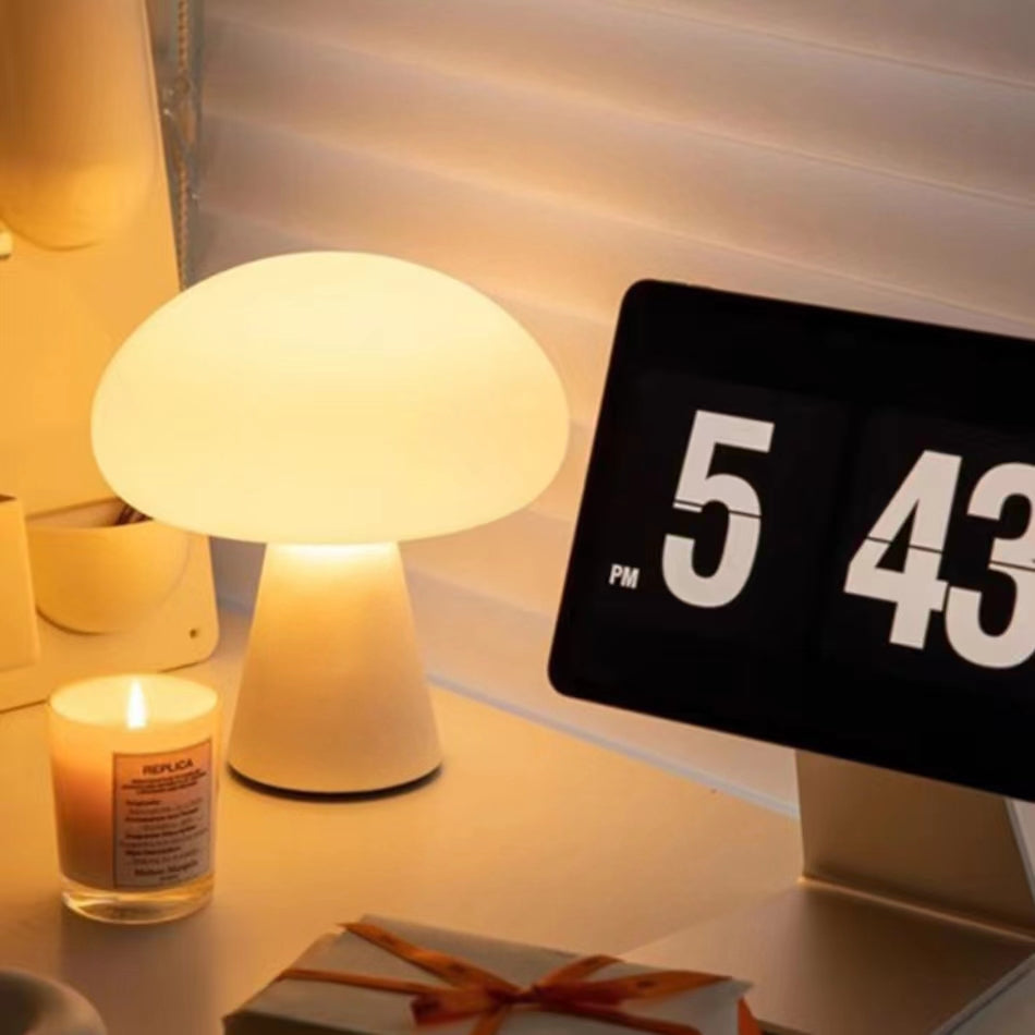 Nordic Cream White Mushroom Table Lamp