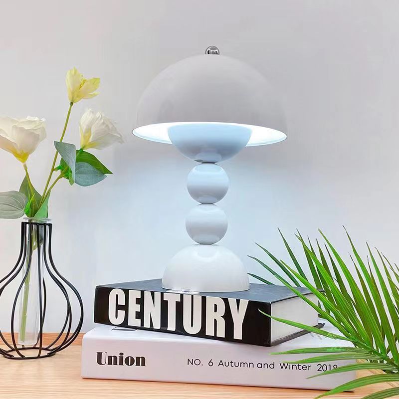 Scandinavian Design Creative Mushroom Table Lamp