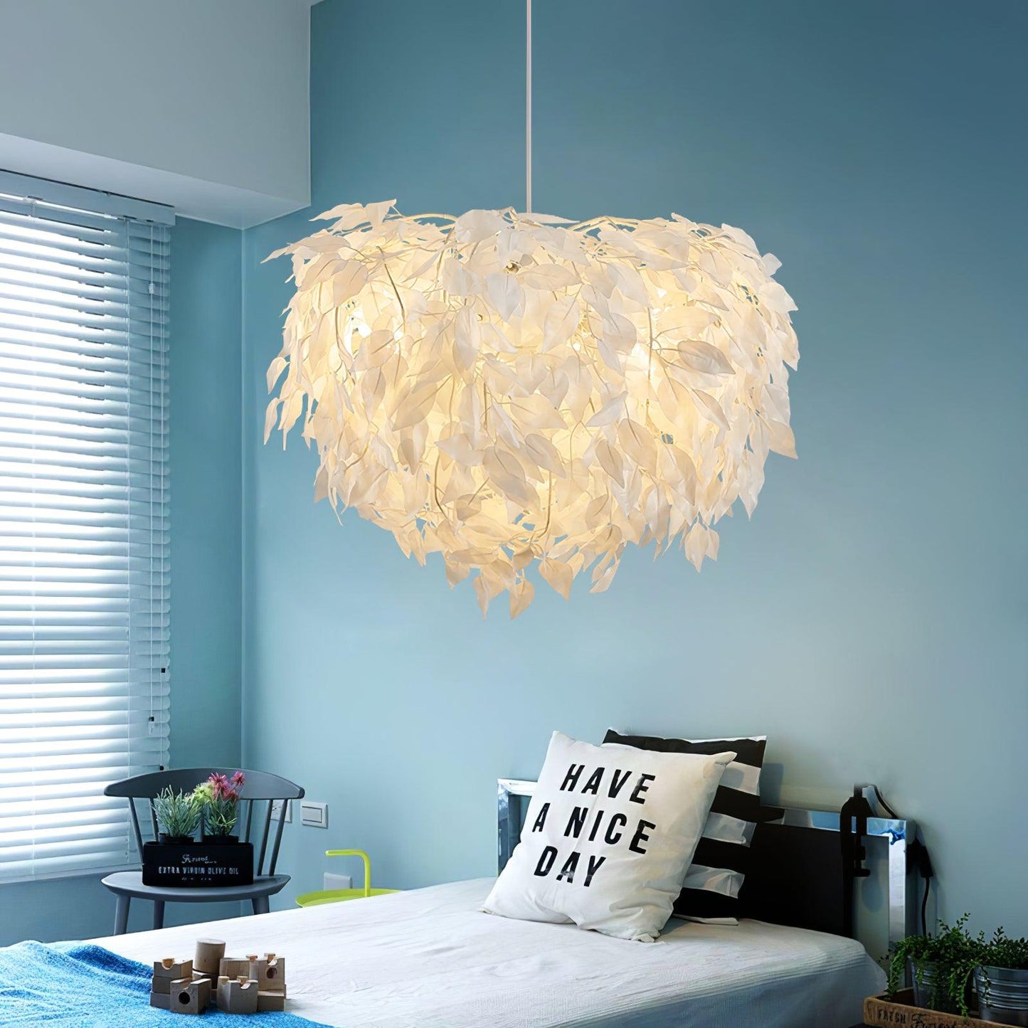 Nordic Fabric Leaves Modern Pendant Lamp