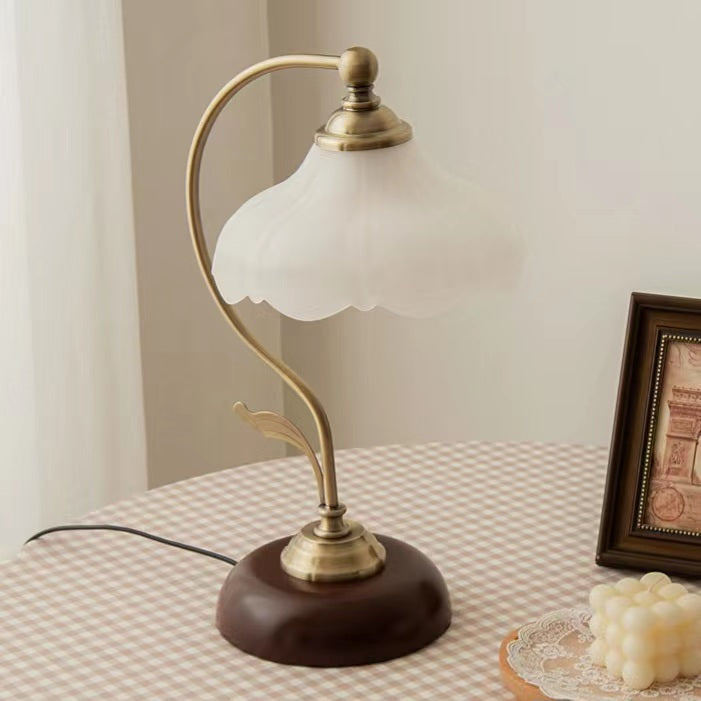 Retro Classic Flower Glass Table Lamp