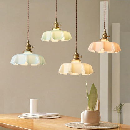 Retro Cream Flower Glass Pendant Lamp