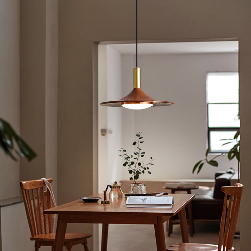 Retro Minimalist Flying Saucer Metal Pendant Lamp